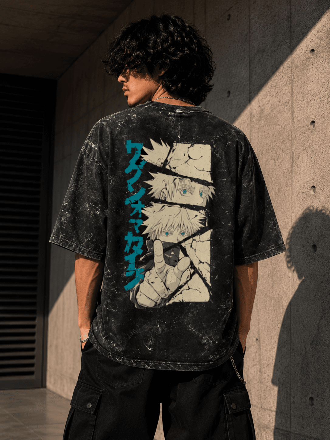 Gojo Oversized — back